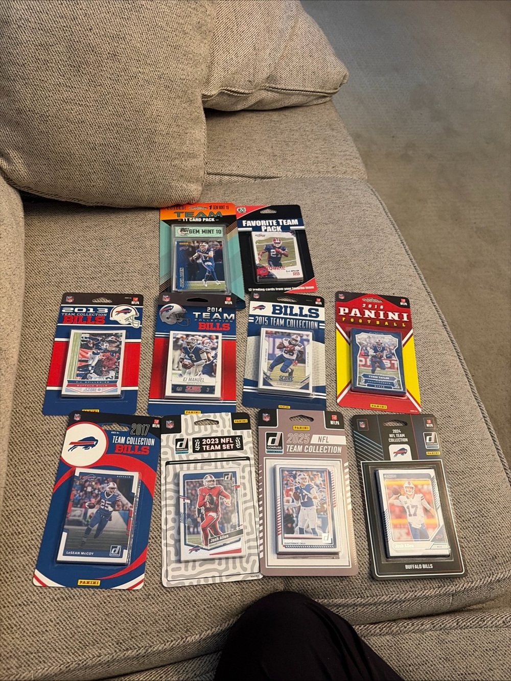 Panini Donruss Buffalo Bills  Trading Cards White & Blue